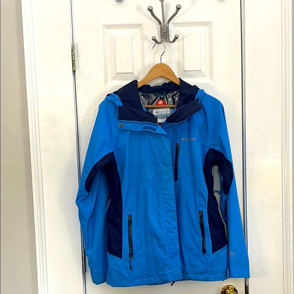 Columbia Blue and Black jacket with Omni- Heat tech - women’s size M - Picture 1 of 14